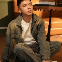 乌鲁木齐市单身房地产资产管理Leo个人资料照片