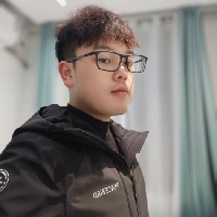 苏州市单身安规工程师小超市个人资料照片