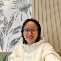 惠州市单身高中教师花园里的君君个人资料照片